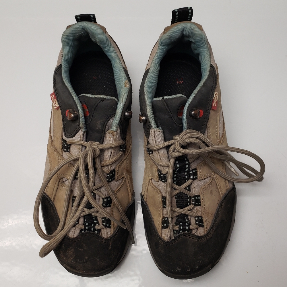 Wenger Waterproof Hiking / Trail / Walking Shoes